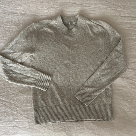 Everlane Sweaters - Everlane Heather Gray Cashmere Pullover